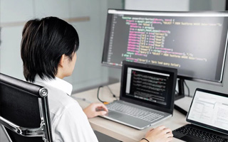 辽阳 ,php声明和调用变量的符号是什么？